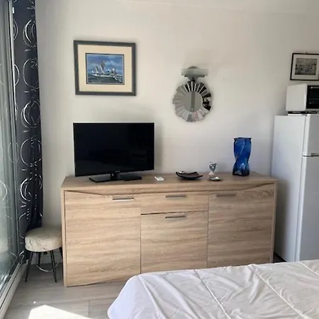 Apartament Charmant Studio Climatise Au Cap D'agde Avec Piscine, Balcon Et Proche Port - 2 Pers. - Fr-1-749-47 Agde